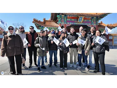 Hej, vi pratar vanlig kinesiska! ~ Slogan för Hebei turism främjande